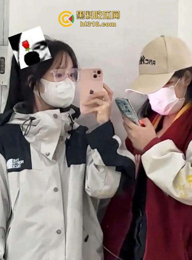 乖巧可爱学生妹还是遭黄毛得手，与小伙无套性爱露脸口交，我还是想不通！我到底是输在什么地方！  第3张