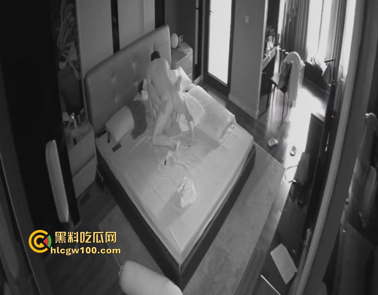 三十如狼四十如虎，家庭监控泄密，少妇大早上自动榨精，口摇全套伺候4次榨干老公，这作业谁能交得起！  第11张