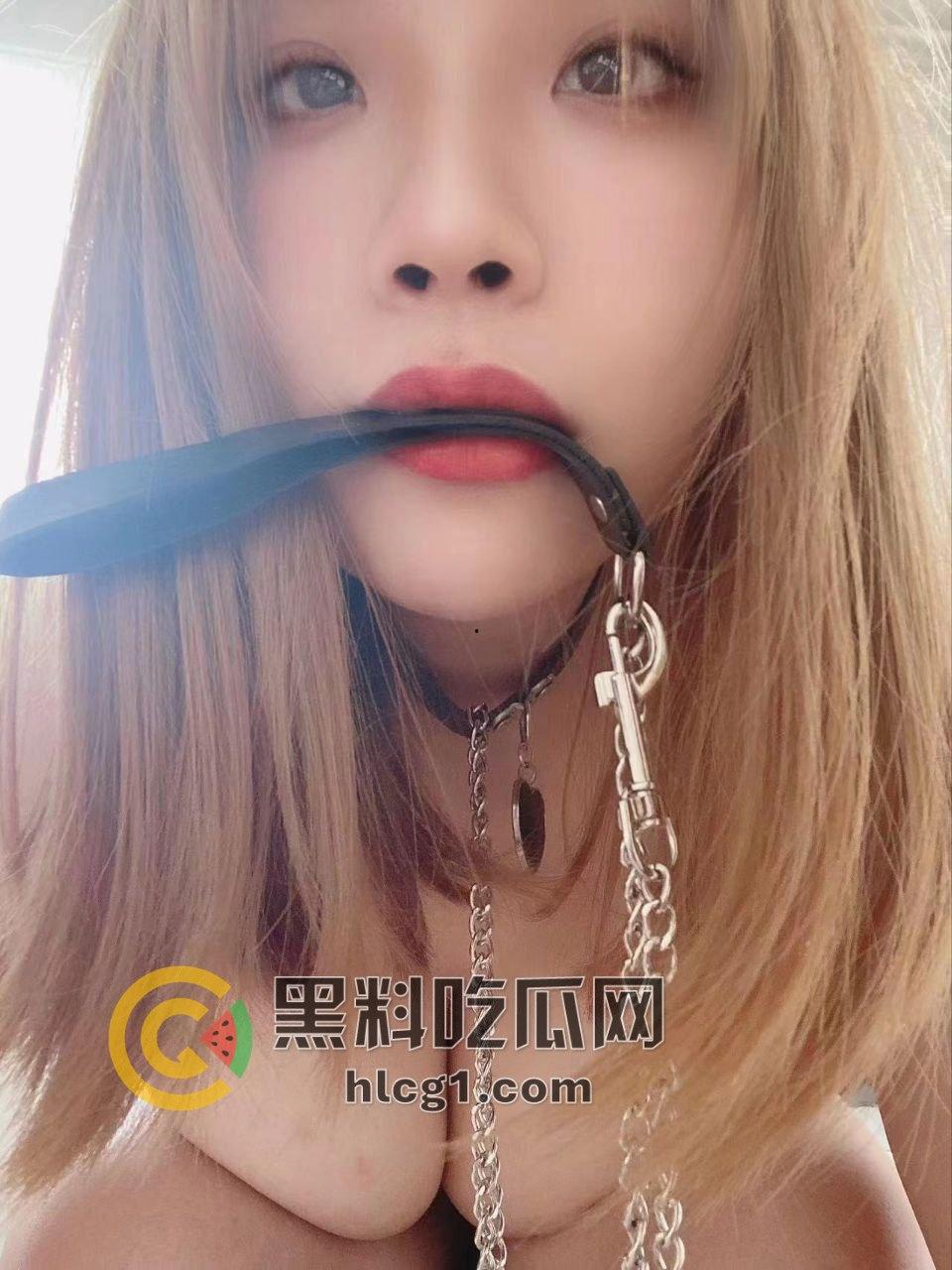 双面人生！南京西善桥中学美术老师「孟菲菲」，白天教师晚上性奴皮鞭后入！  第1张