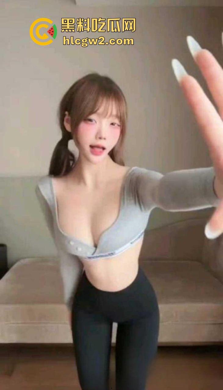 抖音222万粉丝女神【ciu7】不雅自拍外泄！19岁韩国留学生S型身材太撩人，蜂腰翘臀巨乳让人沦陷！  第9张