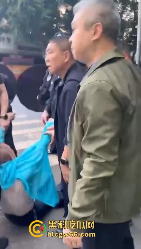 广州林和村回迁十年毛都有，拆迁合同写得好听，房产证没影，钱早被贪官贪得干干净净咯！  第12张