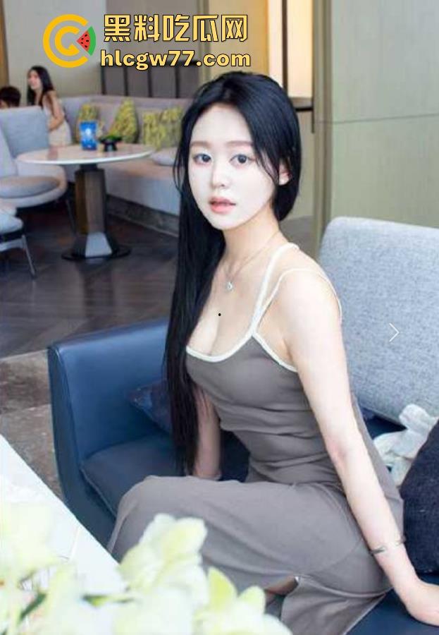 海角乱伦大神 我的姐姐和嫂子时间 姐夫被我灌多了 我在客厅把亲姐操到喷水 狠狠给他戴绿帽子! 第3张 海角乱伦大神 我的姐姐和嫂子时间 姐夫被我灌多了 我在客厅把亲姐操到喷水 狠狠给他戴绿帽子! 第3张