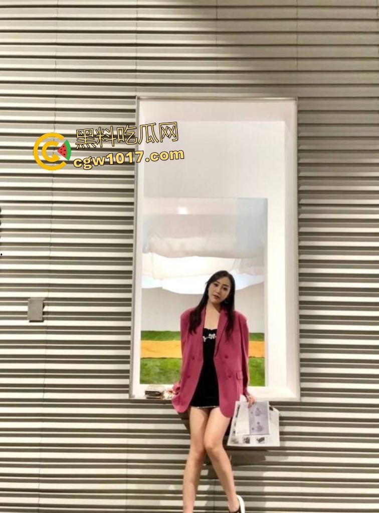 语文老师【蒙琪微】想学BBOX，被男友骗舔鸡巴能学会，天天舔没学会反而淫叫精通，男友说这也算学会了！  第1张