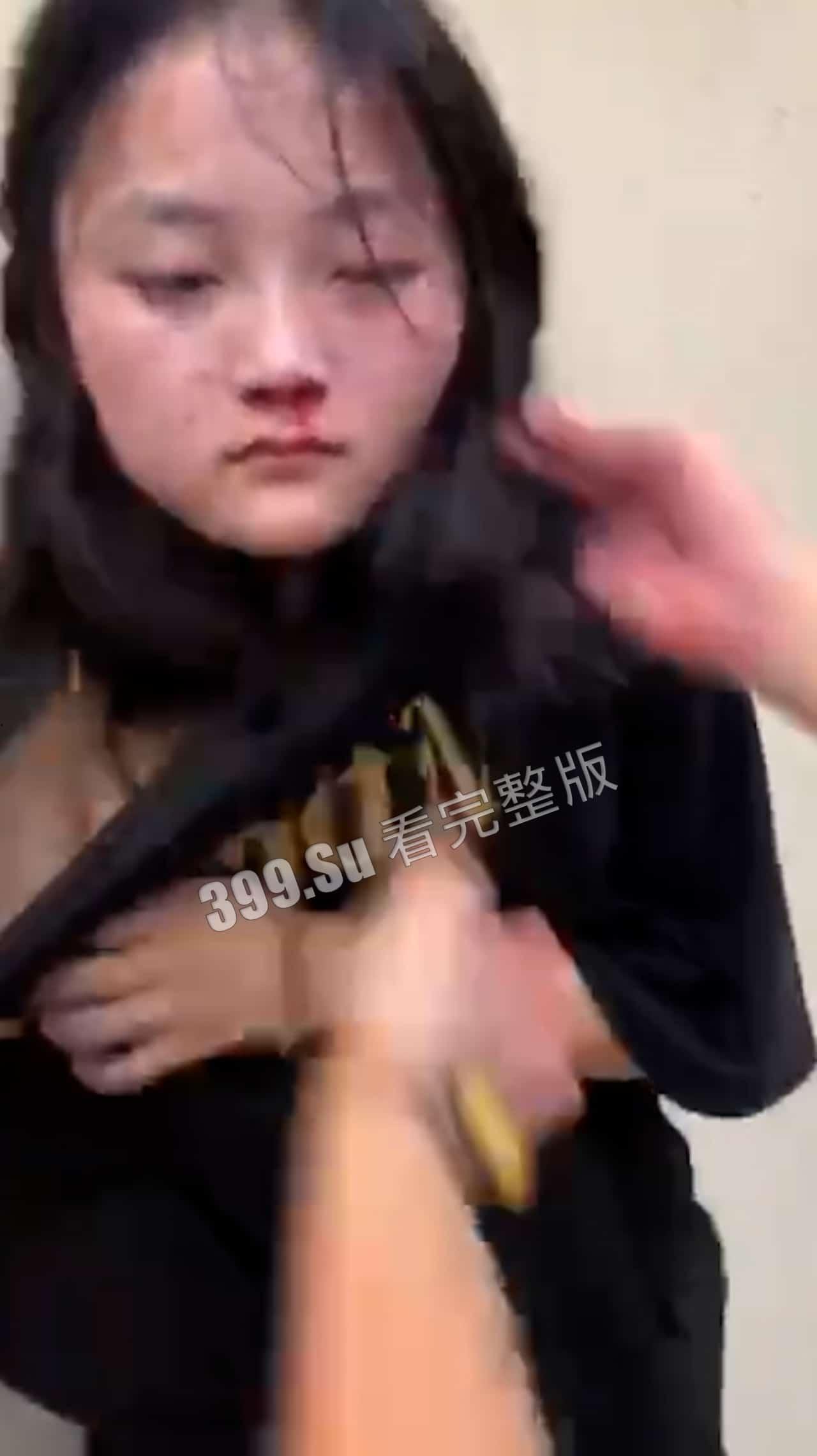 #霸凌 合集 #校园 #殴打 #裸体 小孩子下手就是没轻没重的 （二）  第2张