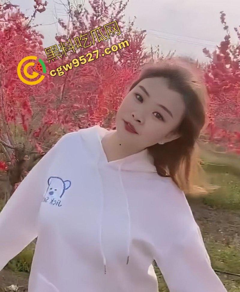 山东饥渴少妇佟晓丽性瘾极强！每晚约猛男疯狂缠绵，为求满足竟不惜抛弃儿女，瓜友们，难道你能满足她吗？  第1张