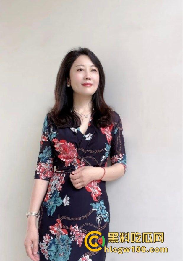 气质嫂子以身抵债,肉体500一次相当公道,老公欠债还不上,嫂子主动肉偿,乡里乡亲全来帮忙了! 第4张 气质嫂子以身抵债,肉体500一次相当公道,老公欠债还不上,嫂子主动肉偿,乡里乡亲全来帮忙了! 第4张