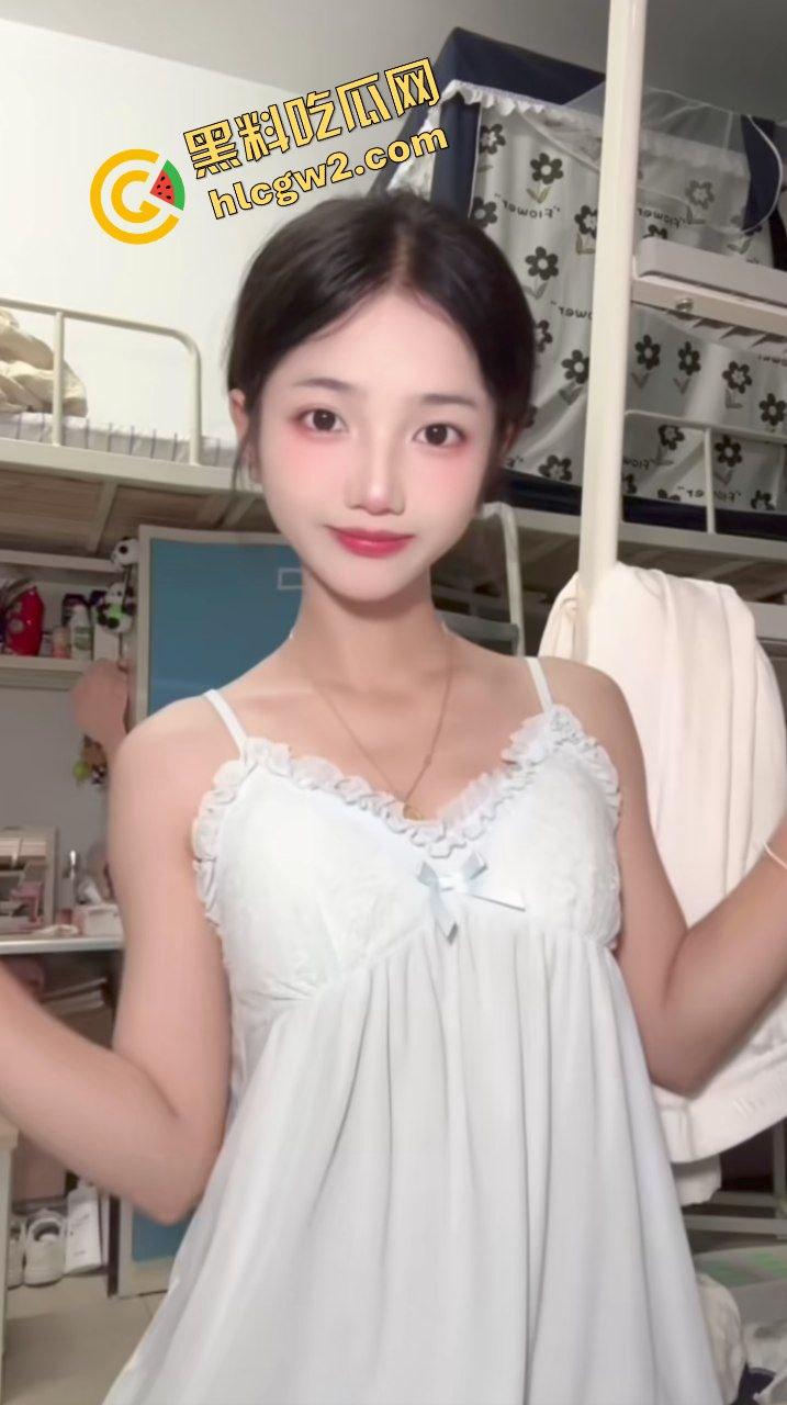 宜宾职业大专反差清纯女网红『小七犟o』和体育生男友酒店做爱 内射粉穴！独家曝光！  第2张