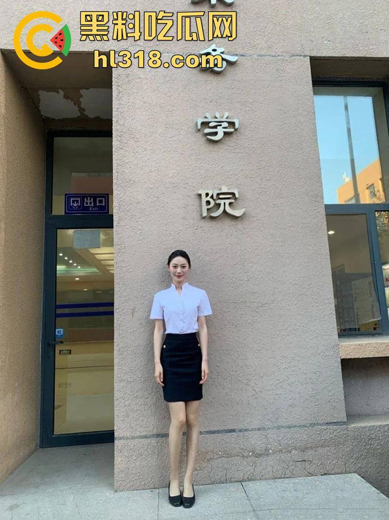 中国民航大学乘务学院，女神【李秋苑】极品身材大长腿尤物，上学期间被土豪包养，性爱视频流出！  第2张