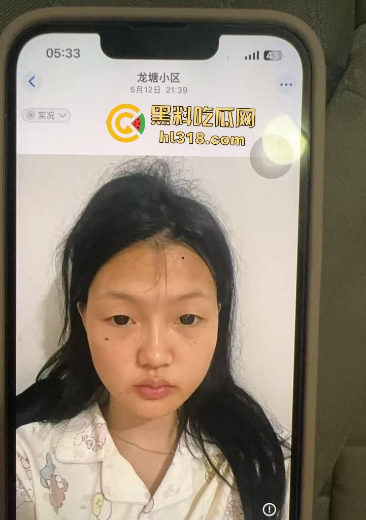 抖音【崽崽baby】真名申雅琴，价格3天一万八，手机相册还拍避孕药，这骚逼怕是炎症缠身还硬接客！  第7张