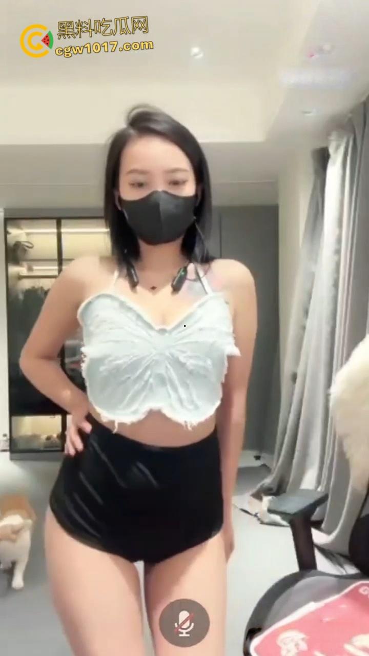 抖音网红尤物【Y姐】，御姐尤物大尺度福利，裸聊性张力淫舞，用骚穴比心揉捏豪乳，每帧都是心动暴击！  第7张