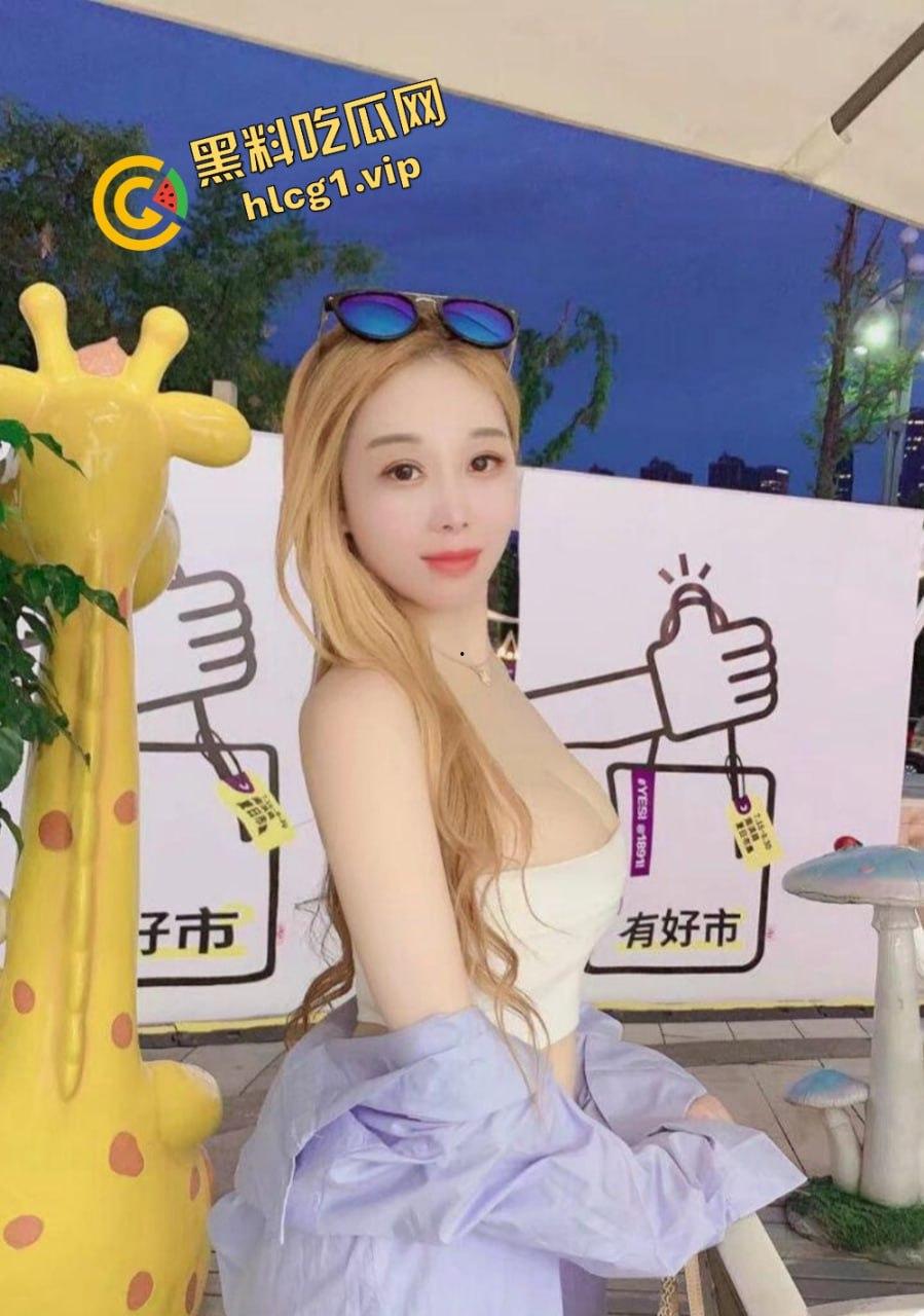 重庆渝北头牌美女「李海娜」不雅视频流出，800一炮包夜3000，高潮叫声震撼全城！  第2张