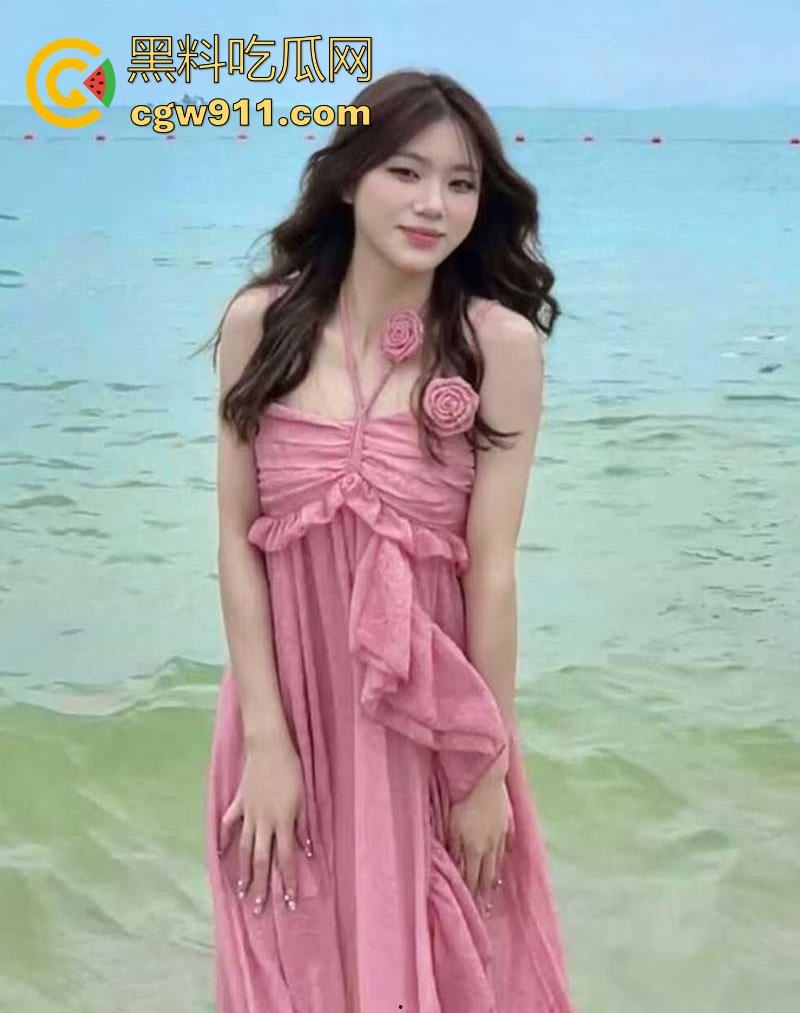 渣男曝光湖南前女友【刘美嘉】全裸揉奶露穴淫片，粉嫩奶头硬邦邦，聊天记录极其淫荡，小情侣玩的真骚啊！  第8张