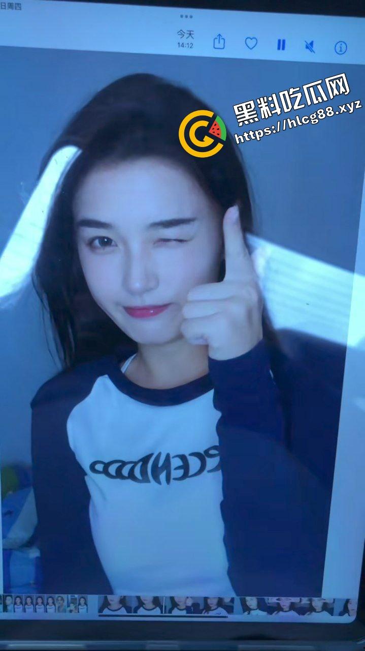 猛男小哥久旱逢甘霖一顿乱射！一周库存全部嚯嚯喷发在牙套妹骚母狗脸上，淫荡模样吃精液！  第2张