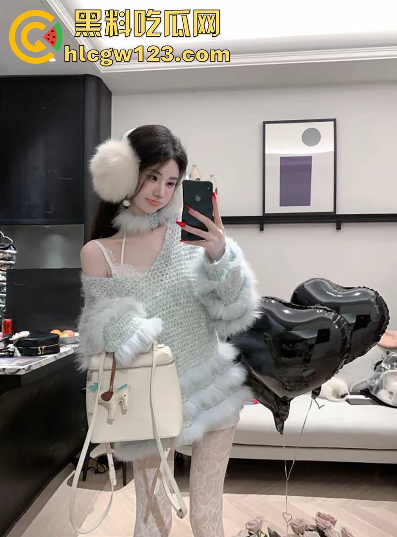 抖音服装界诈骗大神【Sun雅乔】,专坑无知小仙女,表面女神背地富人母狗,各种约炮群p淫荡至极! 第6张 抖音服装界诈骗大神【Sun雅乔】,专坑无知小仙女,表面女神背地富人母狗,各种约炮群p淫荡至极! 第6张