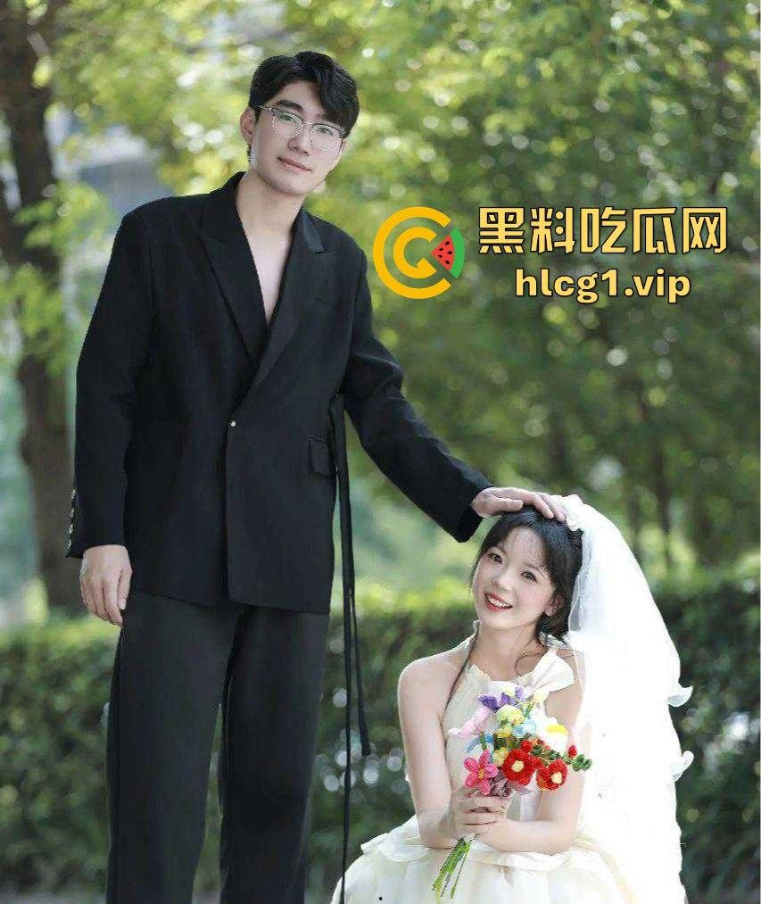 南京新娘出轨门震撼曝光！结婚前夜穿婚纱和前任深入交流，绿了新郎一片草原！  第6张