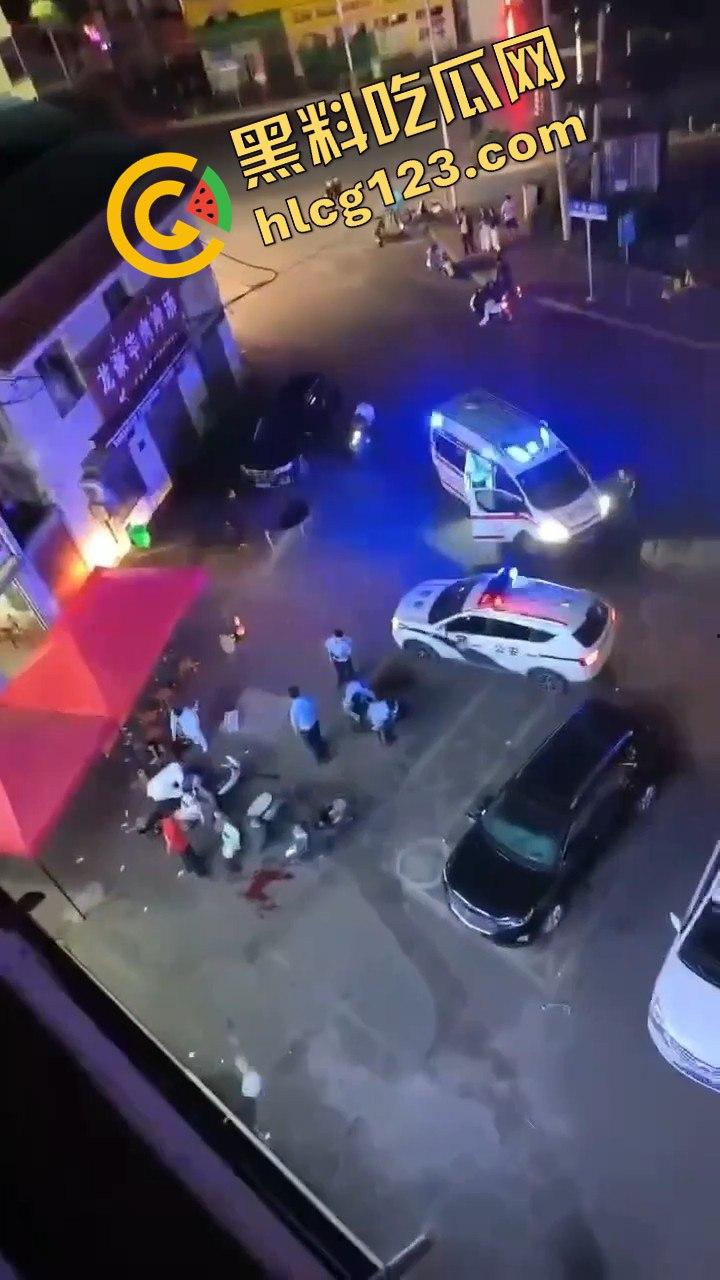 平顶山惊现街头悲剧！宝丰县老汽车站门前情杀，疑似因妻子出轨！  第4张