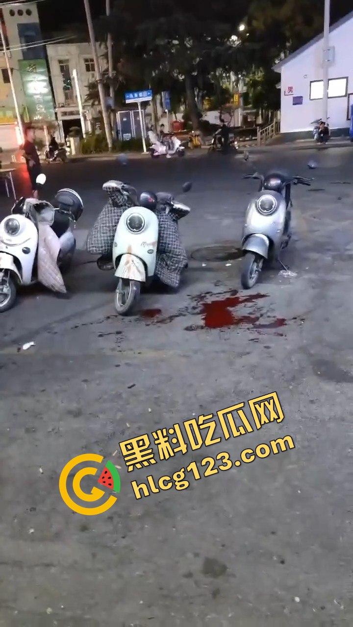 平顶山惊现街头悲剧！宝丰县老汽车站门前情杀，疑似因妻子出轨！  第8张