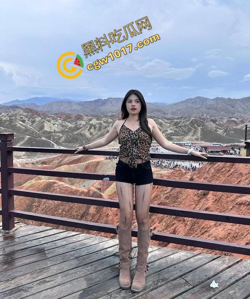 河池学院毕业生表里不一:体育老师喝醉后与被带入酒店强奸,性感丰满身材全程享受,翘臀被狂撞,令人咂舌! 第3张 河池学院毕业生表里不一:体育老师喝醉后与被带入酒店强奸,性感丰满身材全程享受,翘臀被狂撞,令人咂舌! 第3张