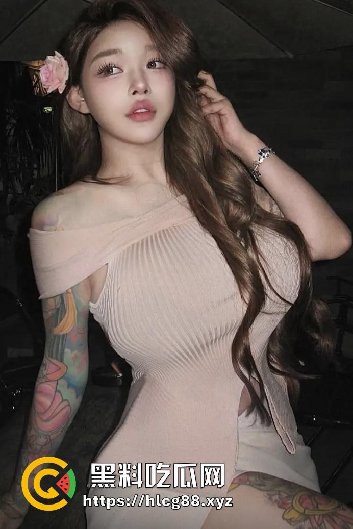 上海纹身骚婊『希希』逼烂野鸡，有钱操随便草，被大哥灌醉玩完扔街边，勾人来捡回去双飞肏！  第6张