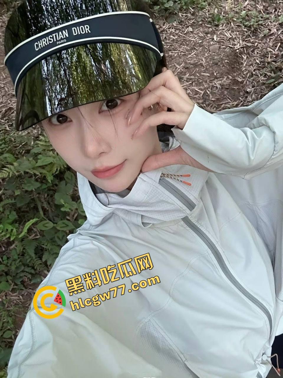 女友嘴上说一个人去三亚散心，背地里跟别的男人酒店爽翻，舔狗男友被绿到发光，三亚沙滩成了女友炮房！  第13张