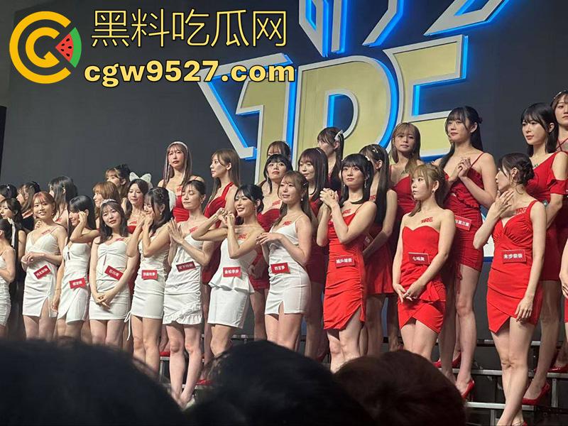 这才是男人天堂啊，台湾成人展盛况，各路老师齐聚一堂，大胆展示性爱姿势，这里面有你喜欢的老师吗？  第6张