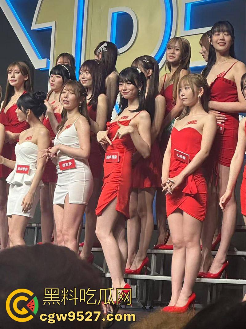 这才是男人天堂啊，台湾成人展盛况，各路老师齐聚一堂，大胆展示性爱姿势，这里面有你喜欢的老师吗？  第7张