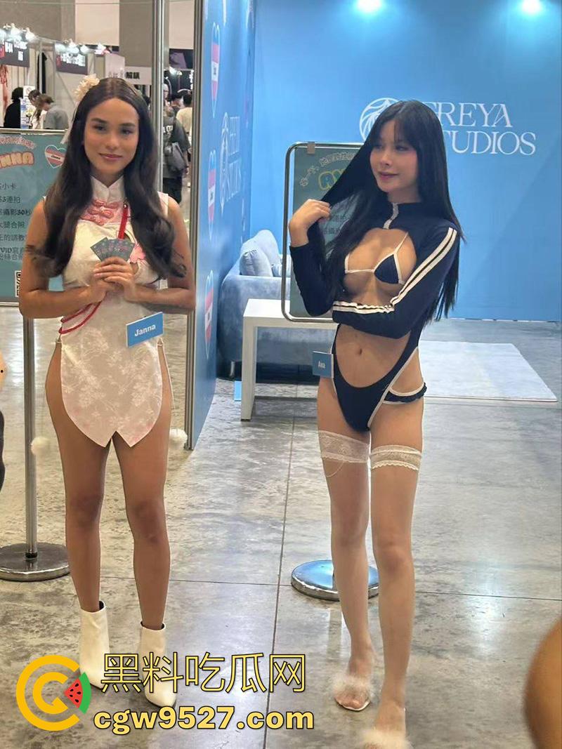 这才是男人天堂啊，台湾成人展盛况，各路老师齐聚一堂，大胆展示性爱姿势，这里面有你喜欢的老师吗？  第9张