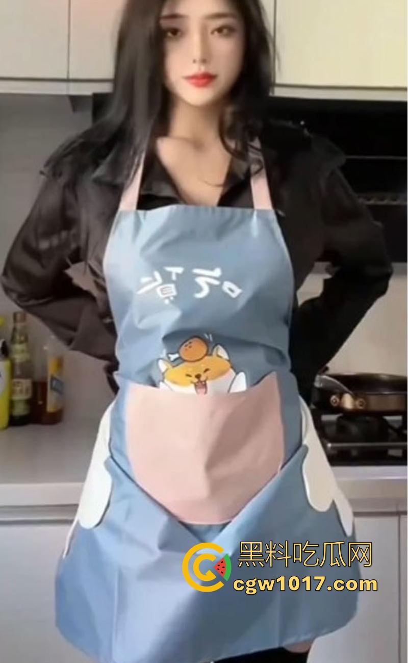 性感尤物福利博主【莓有蓝盆友】大尺度福利合集流出，变装裸舞撩爆欲火，道具自慰淫水横流，多套福利视频轮番上阵！  第2张