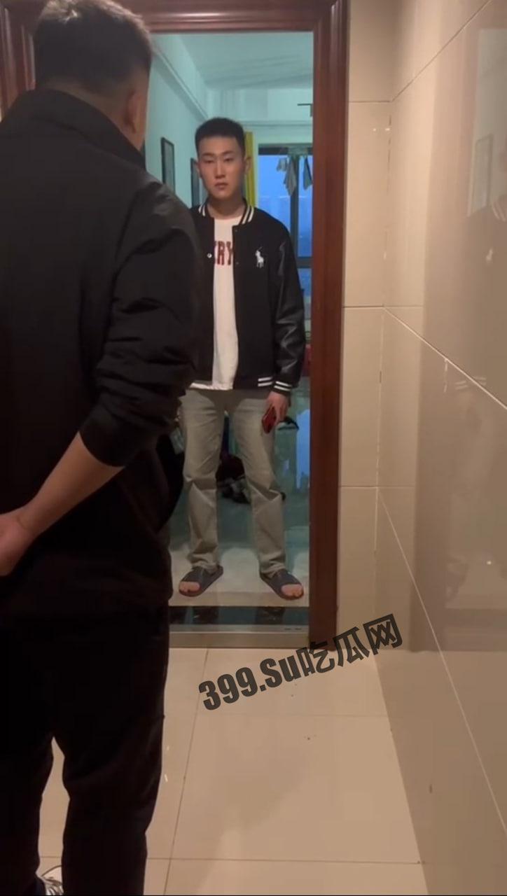 重庆 00 小伙后想走捷径 给富婆留纸条 其老公找上门！  第3张