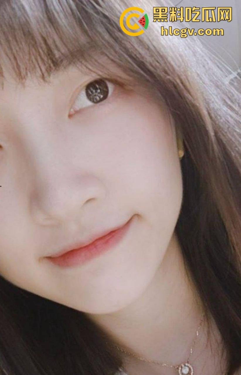 海归杭州情侣全套流出！【宋如依】表面清纯实则骚，连拍照都少不了被爆插的肥臀！  第6张