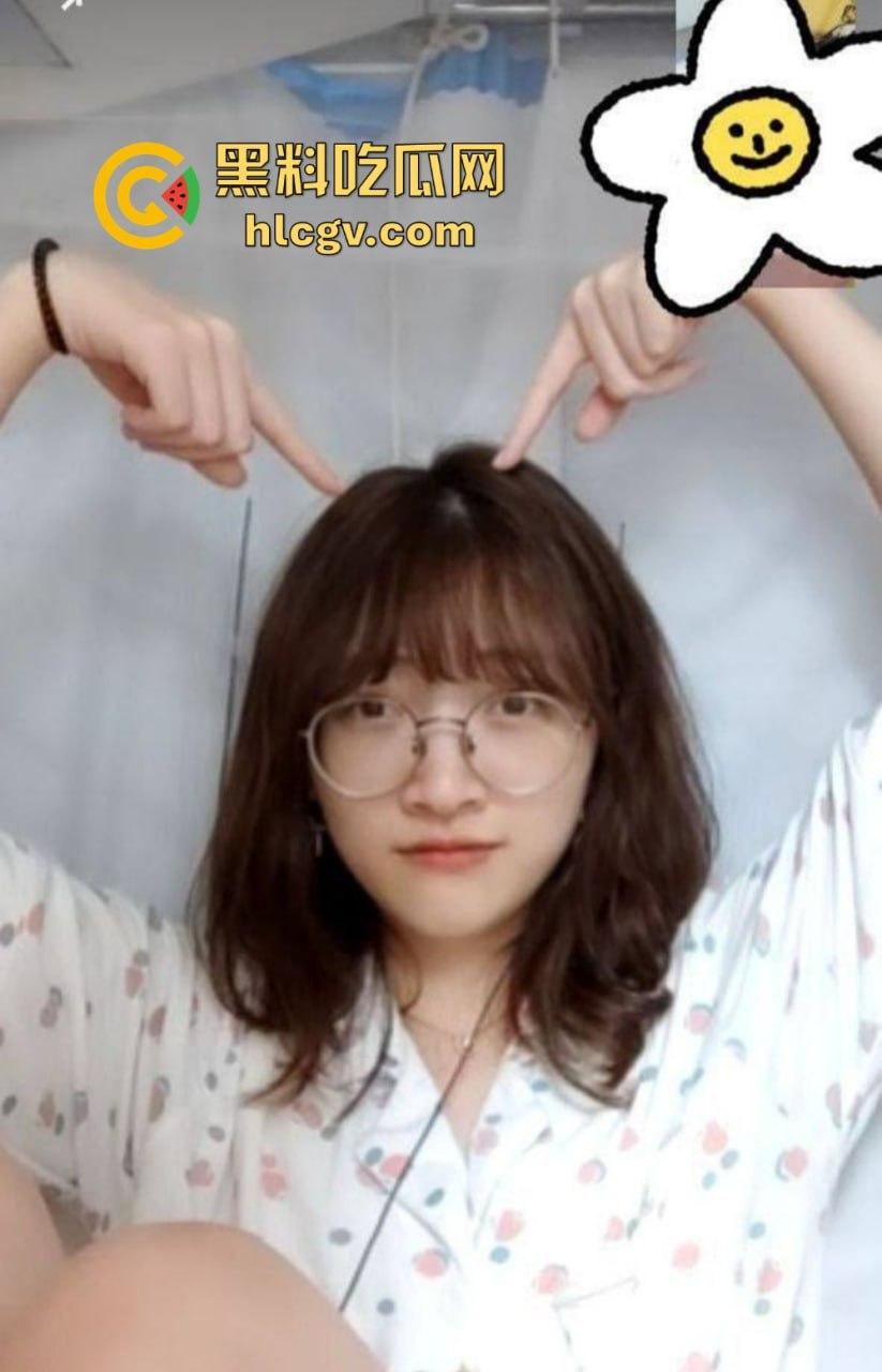 海归杭州情侣全套流出！【宋如依】表面清纯实则骚，连拍照都少不了被爆插的肥臀！  第12张