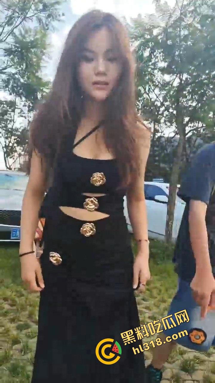 凯迪拉克聚会开到野外，把全会所女人都包了，足浴热舞酒水不断，真有你的凯之星！奢靡盛宴谁能比？  第1张