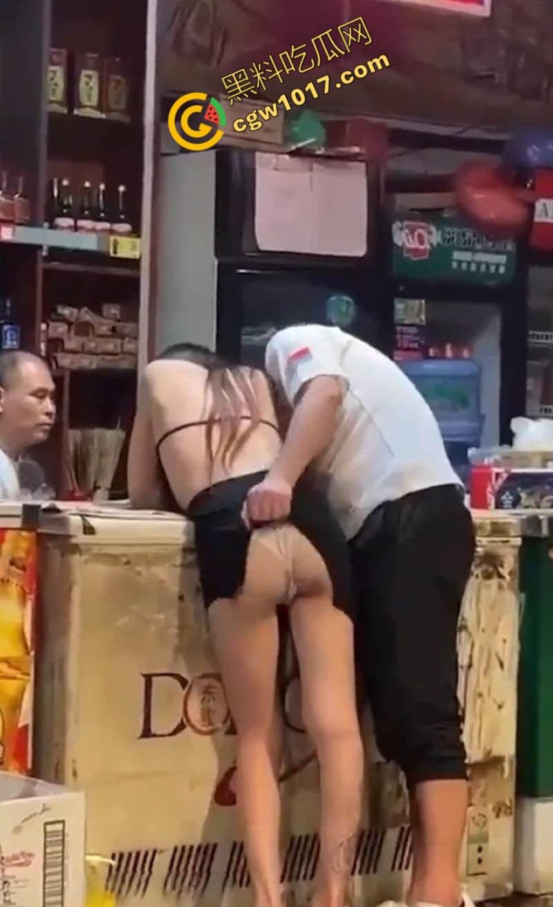 奇葩猎奇合集：街头激情表演，公共场合的裸艳乱操，惊悚刺激，让你目瞪口呆！热门吃瓜事件全曝光  第7张