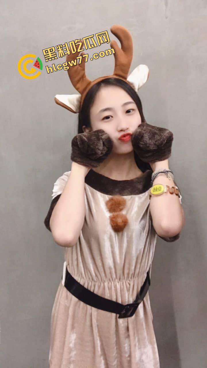 郑州南区瑜伽馆女神『章萍萍』嘴上喊金主爹，床上扭得像电风扇，清纯个屁，全网都在传她！  第3张