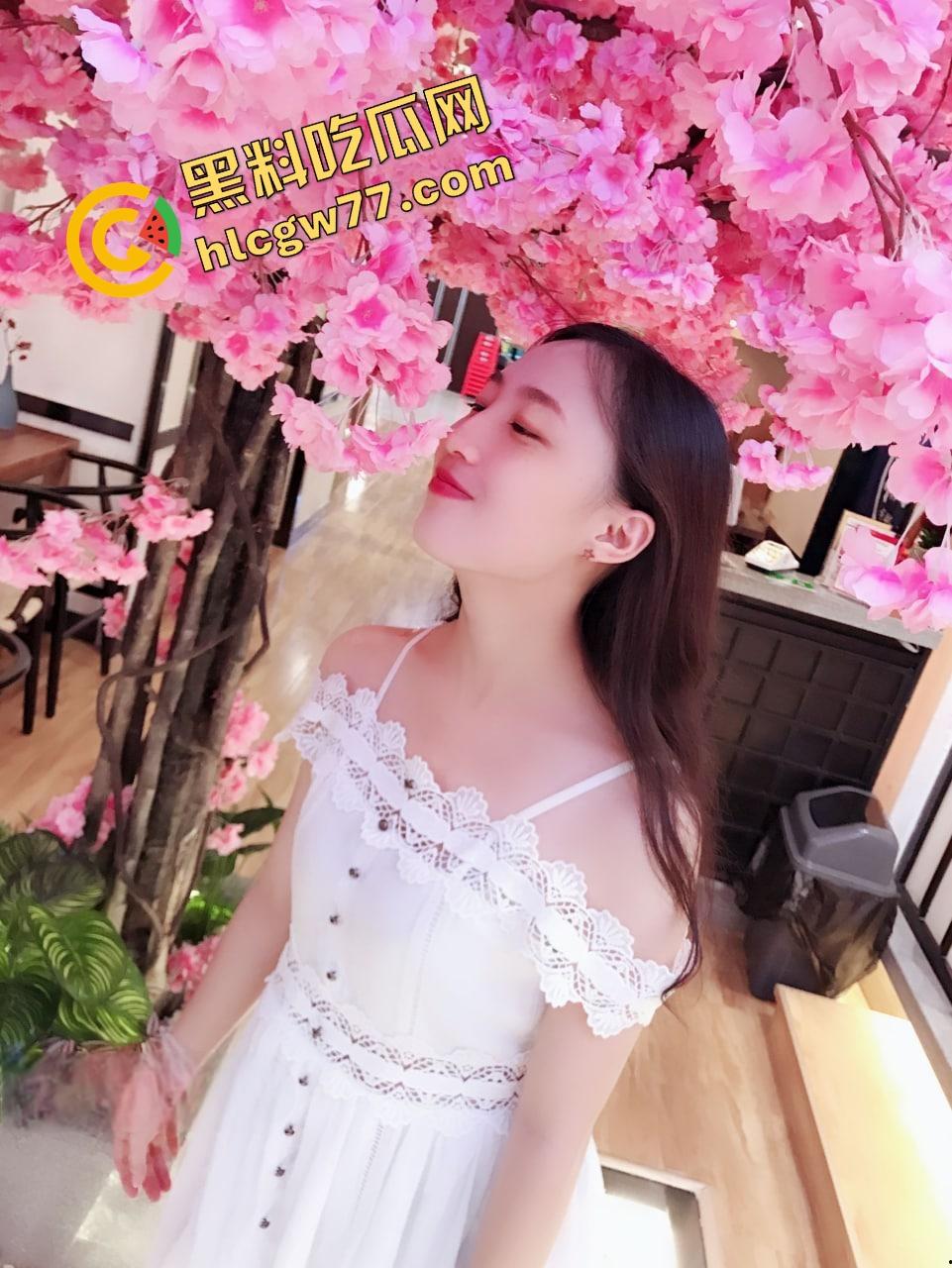 郑州南区瑜伽馆女神『章萍萍』嘴上喊金主爹，床上扭得像电风扇，清纯个屁，全网都在传她！  第4张