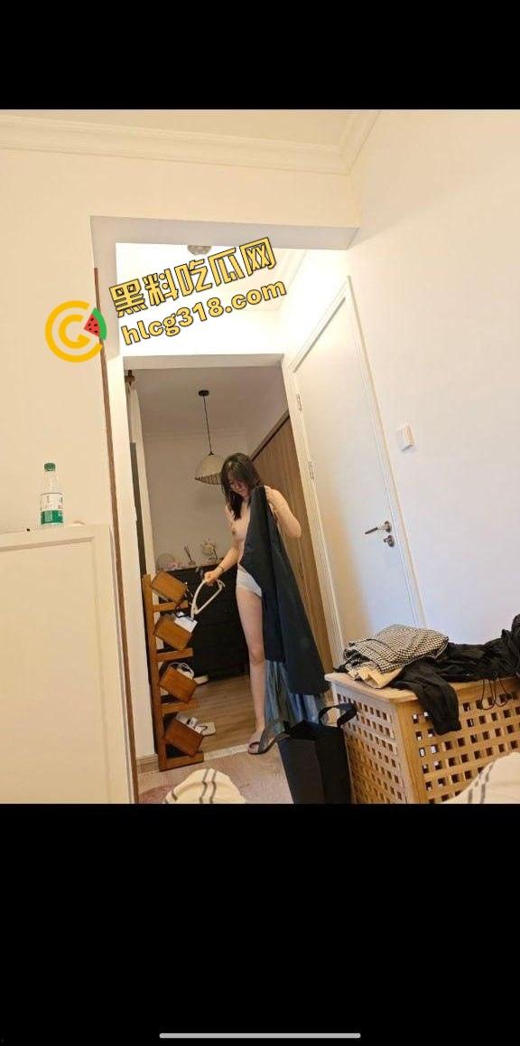 200万粉Coser网红『瑶兔叽』性瘾爆发男女通吃，金主一夜30次无套榨干，做爱视频音频爆出！  第9张