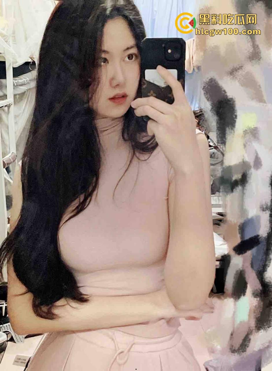 西安极品人妻【吴若曦】绿帽癖老公求单男3P，翘臀人妻百人斩目标，老婆被日老公撸到爽，骚到丧心病狂！  第6张