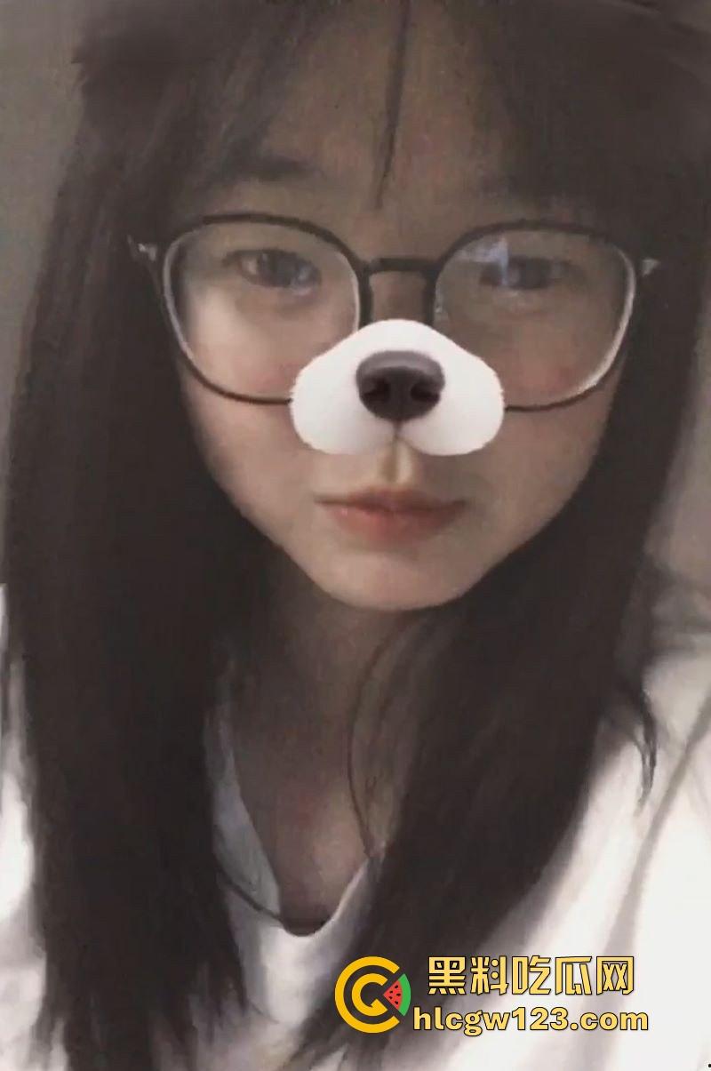 反差母狗学生妹不雅视频流出 童颜巨乳微胖身材 网调自慰秀双峰 淫水如泉水狂喷！  第1张