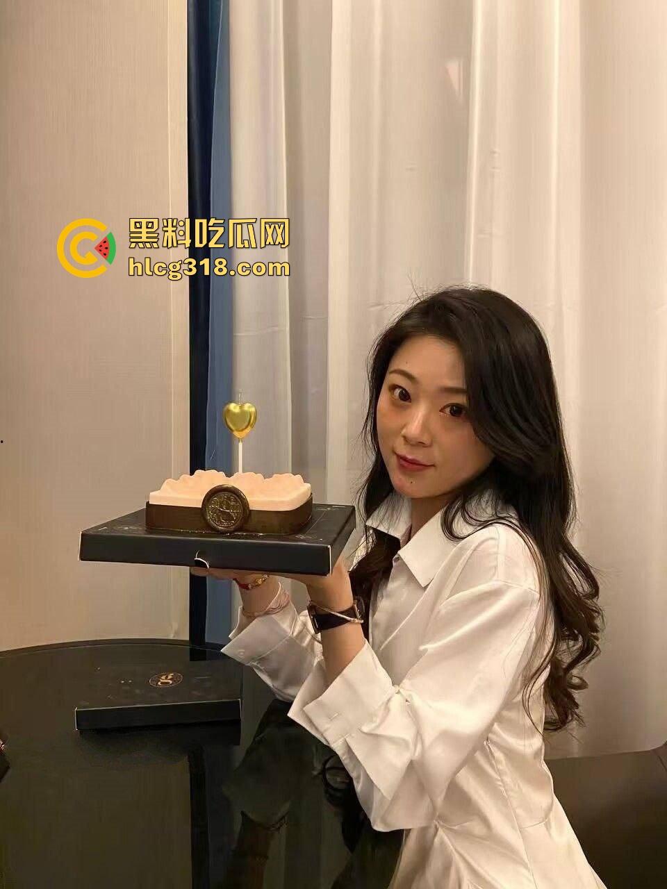 中铁三建女设计师『苗苗』被领导操到高潮口爆后闹掰互撕,操逼一时爽爆雷两行泪,鸡巴进嘴感情归零! 第3张 中铁三建女设计师『苗苗』被领导操到高潮口爆后闹掰互撕,操逼一时爽爆雷两行泪,鸡巴进嘴感情归零! 第3张