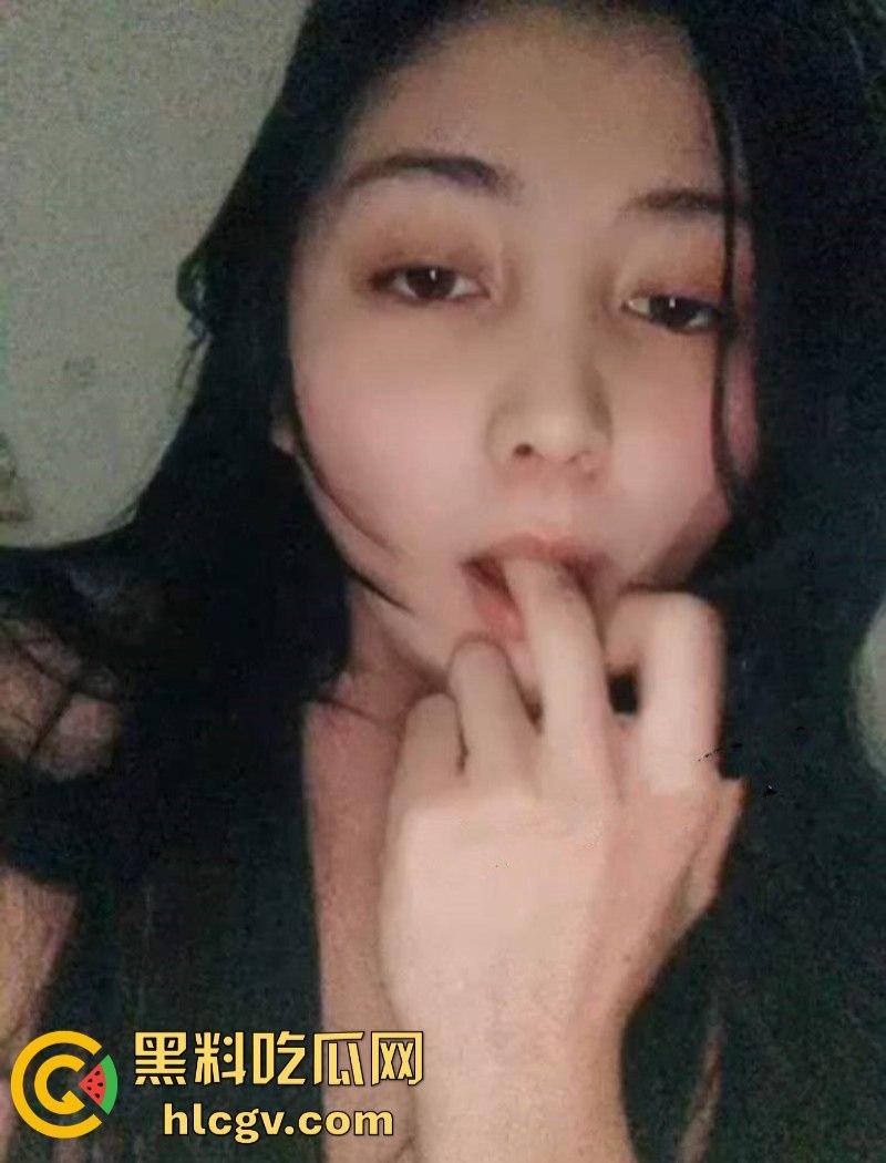 河北邢台民政女职员【张晓静】出轨领导 饥渴母狗上班自慰扣穴拍小视频 男友被绿因爱生恨曝光偷情视频  第11张