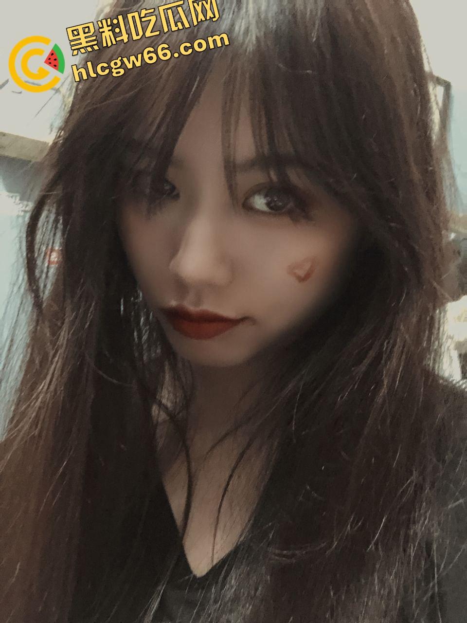 江西00年骚货女友【张德环】巨乳肉弹网恋五年，裸聊自慰玩疯了，分手后粉丝怒曝私密调教全过程！  第1张