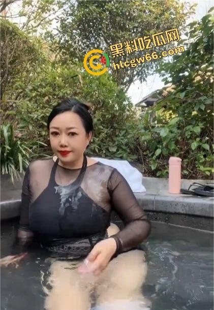 快手36D巨乳熟妇【金惠芸】福利泄露,榜一大哥独享骚浪自慰骚秀,大奶子够味到炸裂,吸一口都能噎死你! 第4张 快手36D巨乳熟妇【金惠芸】福利泄露,榜一大哥独享骚浪自慰骚秀,大奶子够味到炸裂,吸一口都能噎死你! 第4张