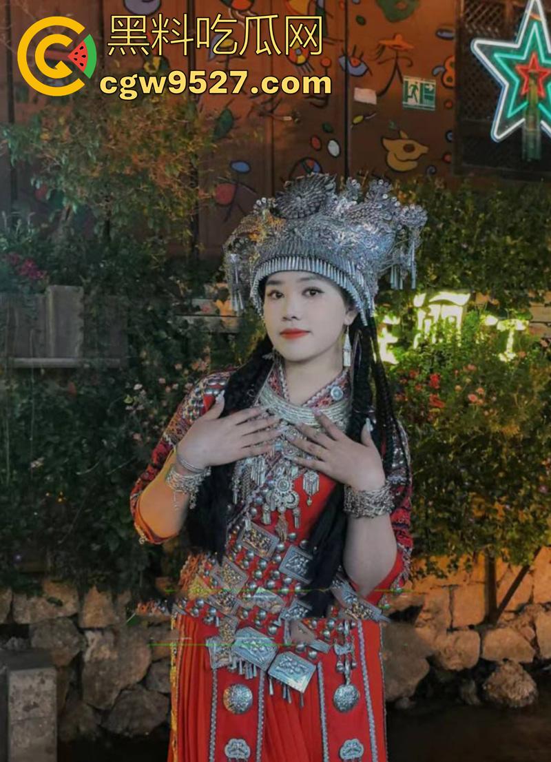 云南红河绿春县【张者芬】，破瓦村哈尼族新婚人妻，大婚前夜视频惨遭曝光，竟是个爱吃精液的母狗！  第4张