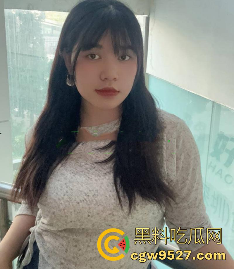 云南红河绿春县【张者芬】，破瓦村哈尼族新婚人妻，大婚前夜视频惨遭曝光，竟是个爱吃精液的母狗！  第7张