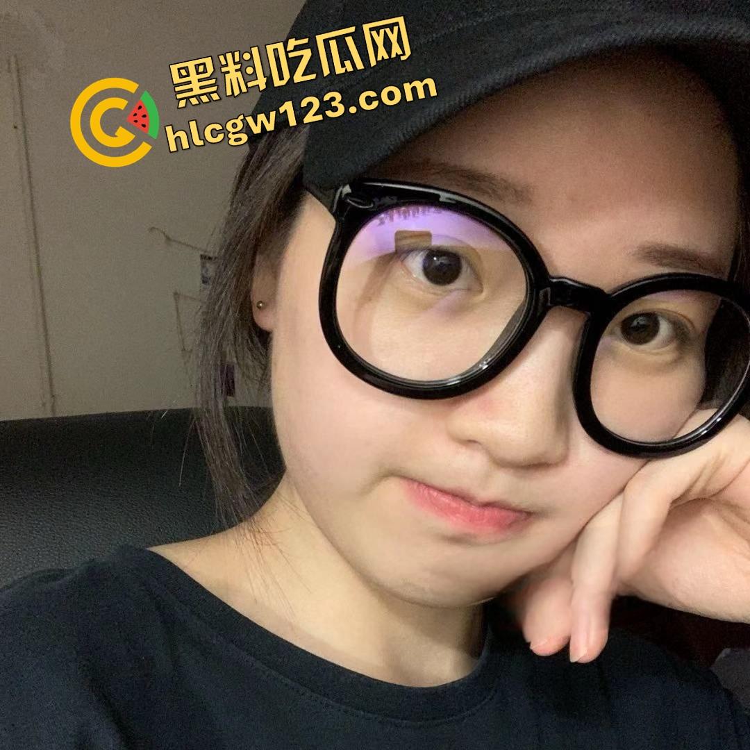 四川雅安农业大学【周雅晴】喜欢健身的母狗 被疯狂打桩 巨乳肥臀大长腿 掰穴撅臀嫩鲍诱人！  第1张