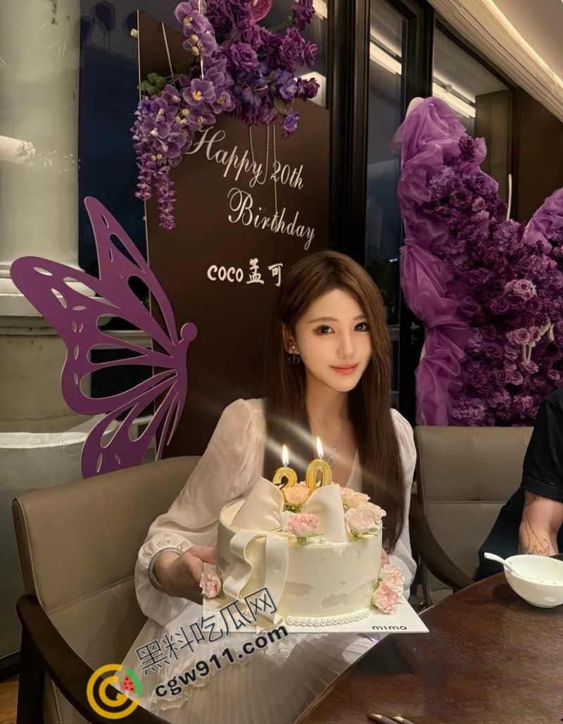 变形记富二代男主【黄润秋】淫乱私生活被女友【孟可佳】曝光！恋爱期间出轨酒吧当众接吻，性爱视频传遍全网！  第6张