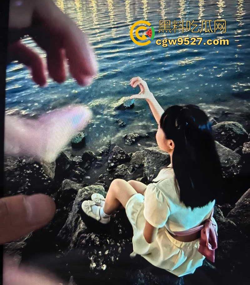 武汉理工大学学姐【李琪】性爱分手后遭渣男无情泄露，骚逼的性爱生活一览无遗，十分反差十分淫骚！  第5张