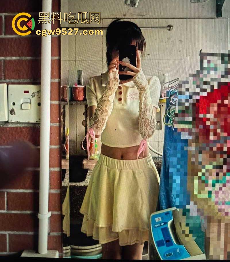 武汉理工大学学姐【李琪】性爱分手后遭渣男无情泄露，骚逼的性爱生活一览无遗，十分反差十分淫骚！  第6张