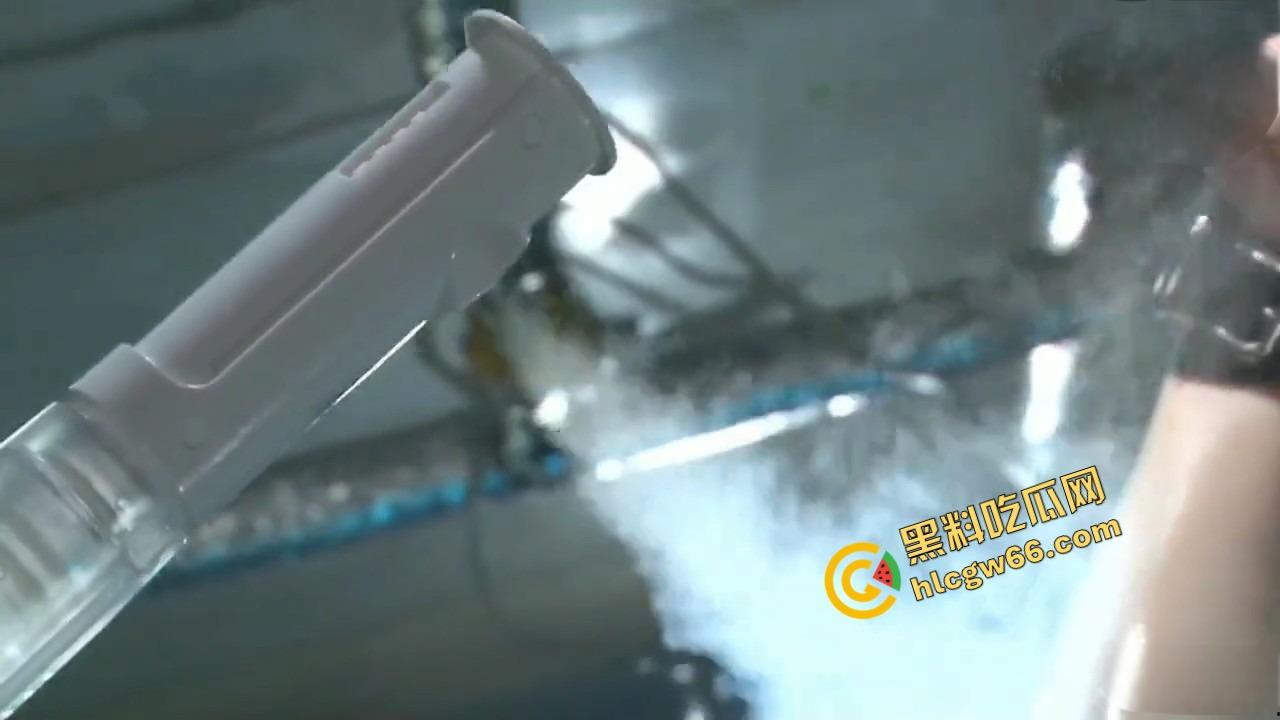 蒸汽里掺春药逼女奴发浪，震动棒捆死嫩缝狂抖喷汁，这骚玩法创意把人裤裆震炸潮吹满屋！  第3张