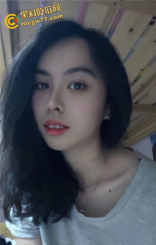 中山电科大【曾嘉仪】香艳视频泄露！清纯学妹被会计老色棍操得浪叫连天！  第1张